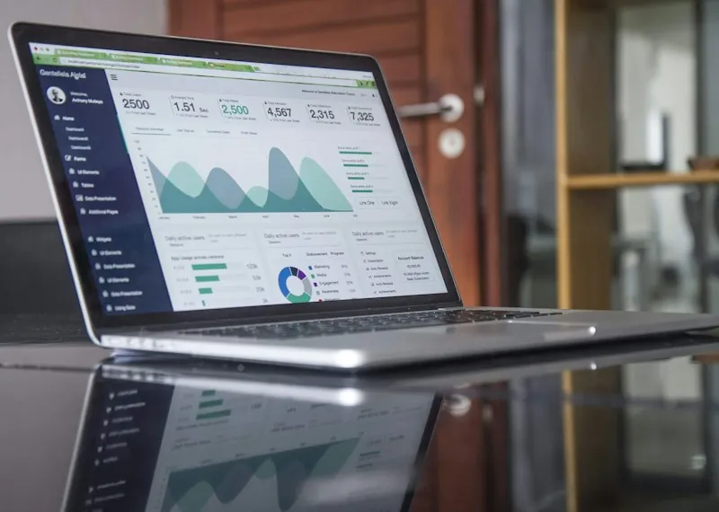 Campaign Analytics service illustration